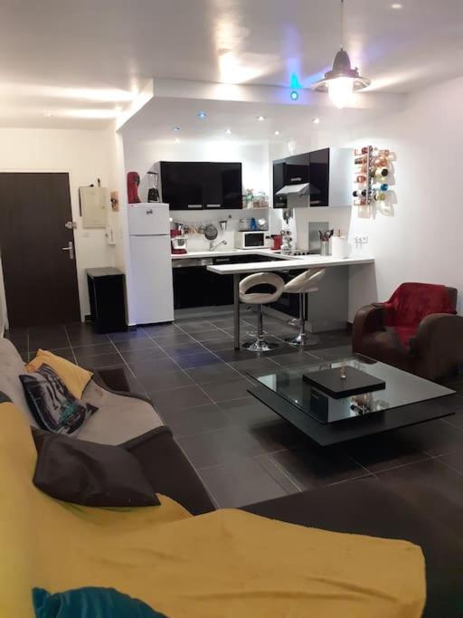 Appartement Vue Mer Avec Parking Ajaccio  Bagian luar foto
